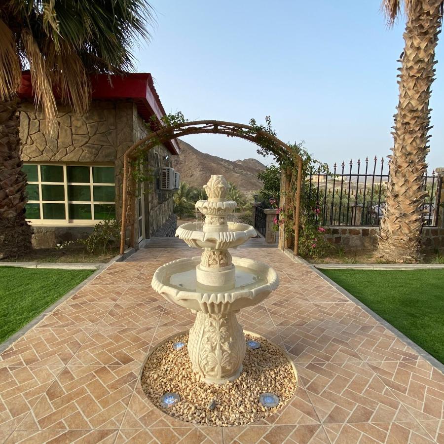 Uae Farm Villa Qur Eksteriør billede